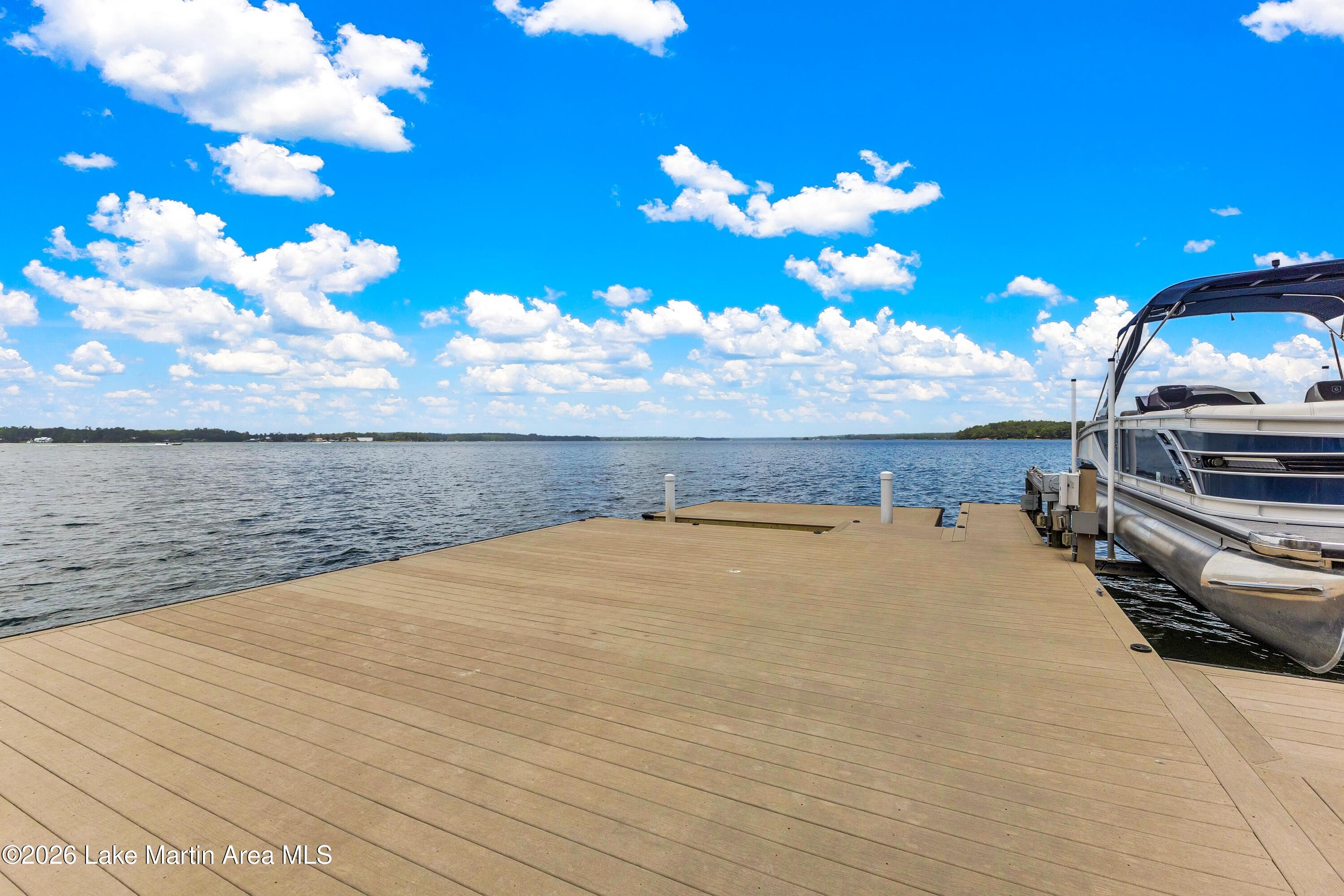 160 Dawson Pt