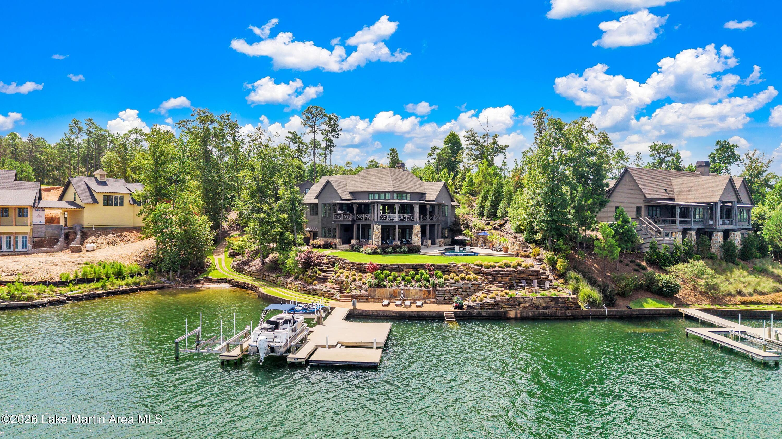 160 Dawson Pt