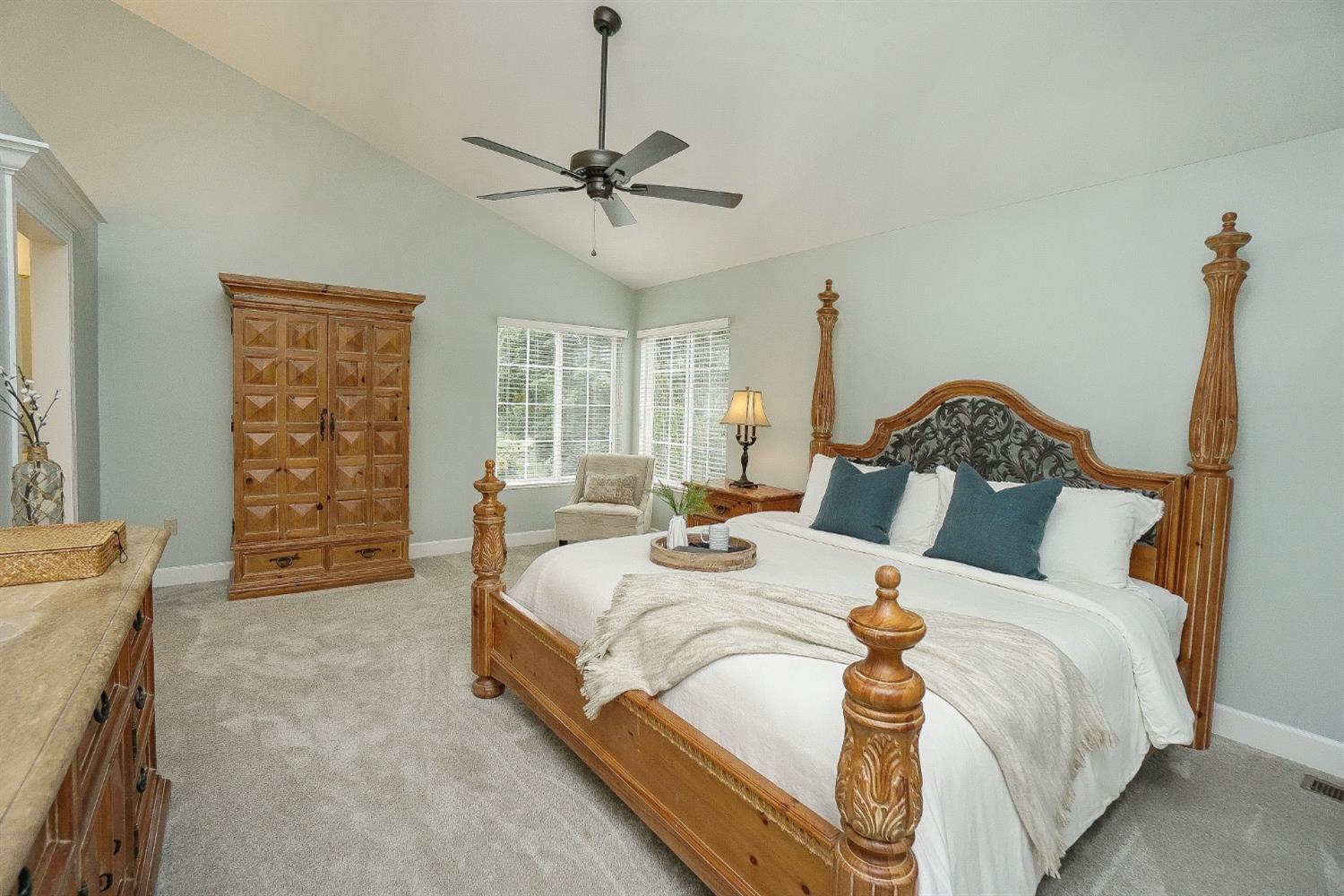 118 Highcliff Court