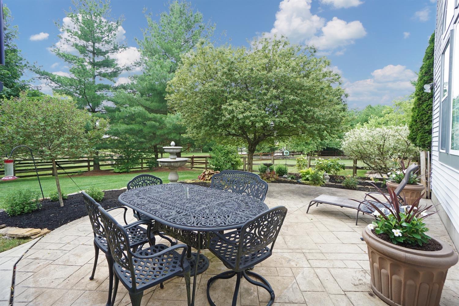 118 Highcliff Court