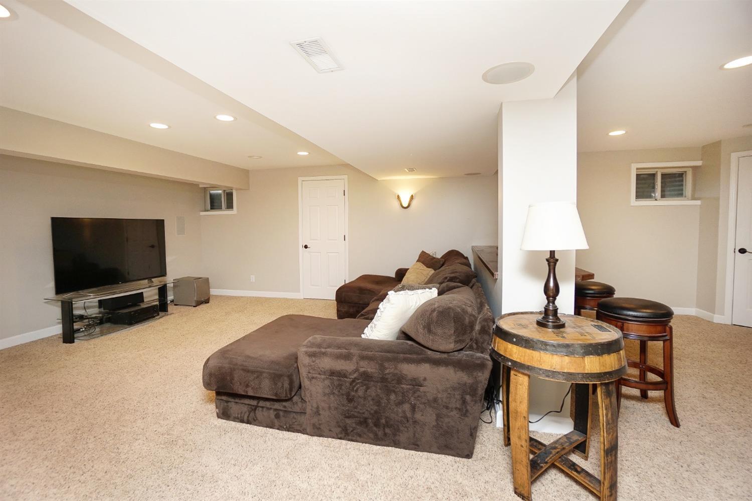 118 Highcliff Court
