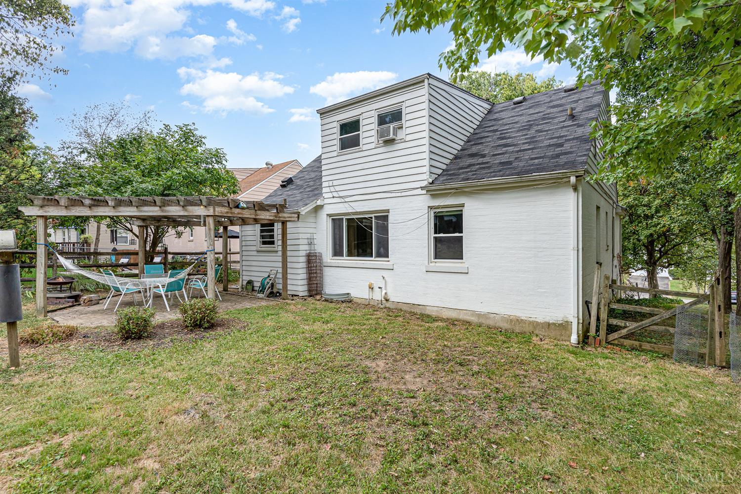 6259 Crestview Place
