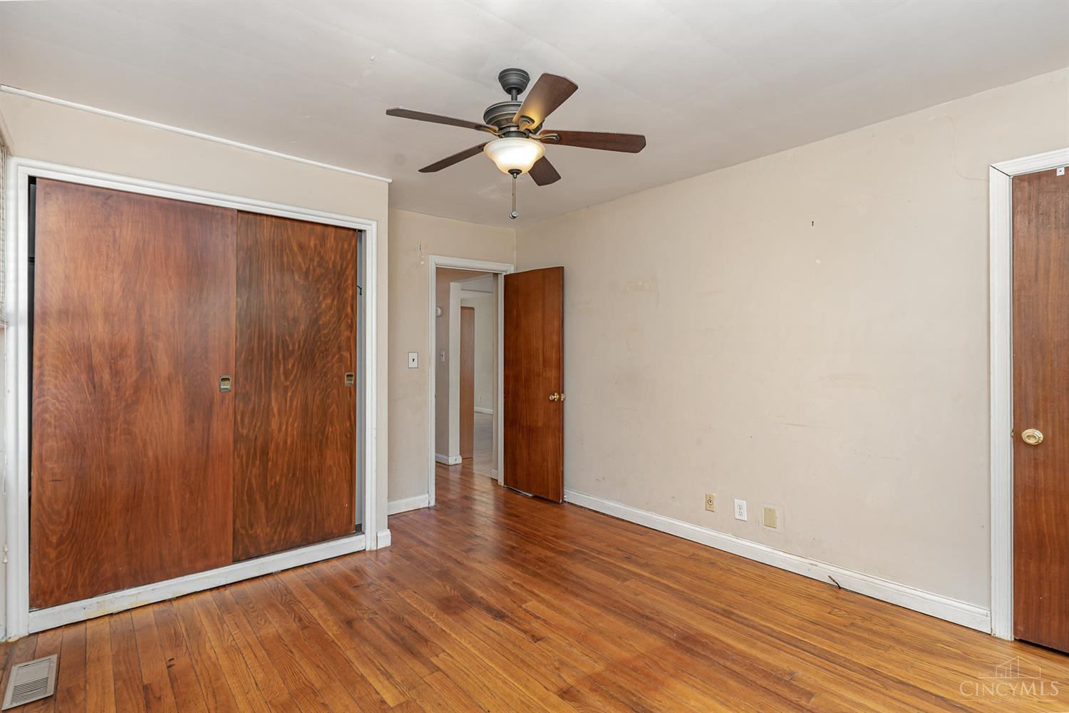 6259 Crestview Place