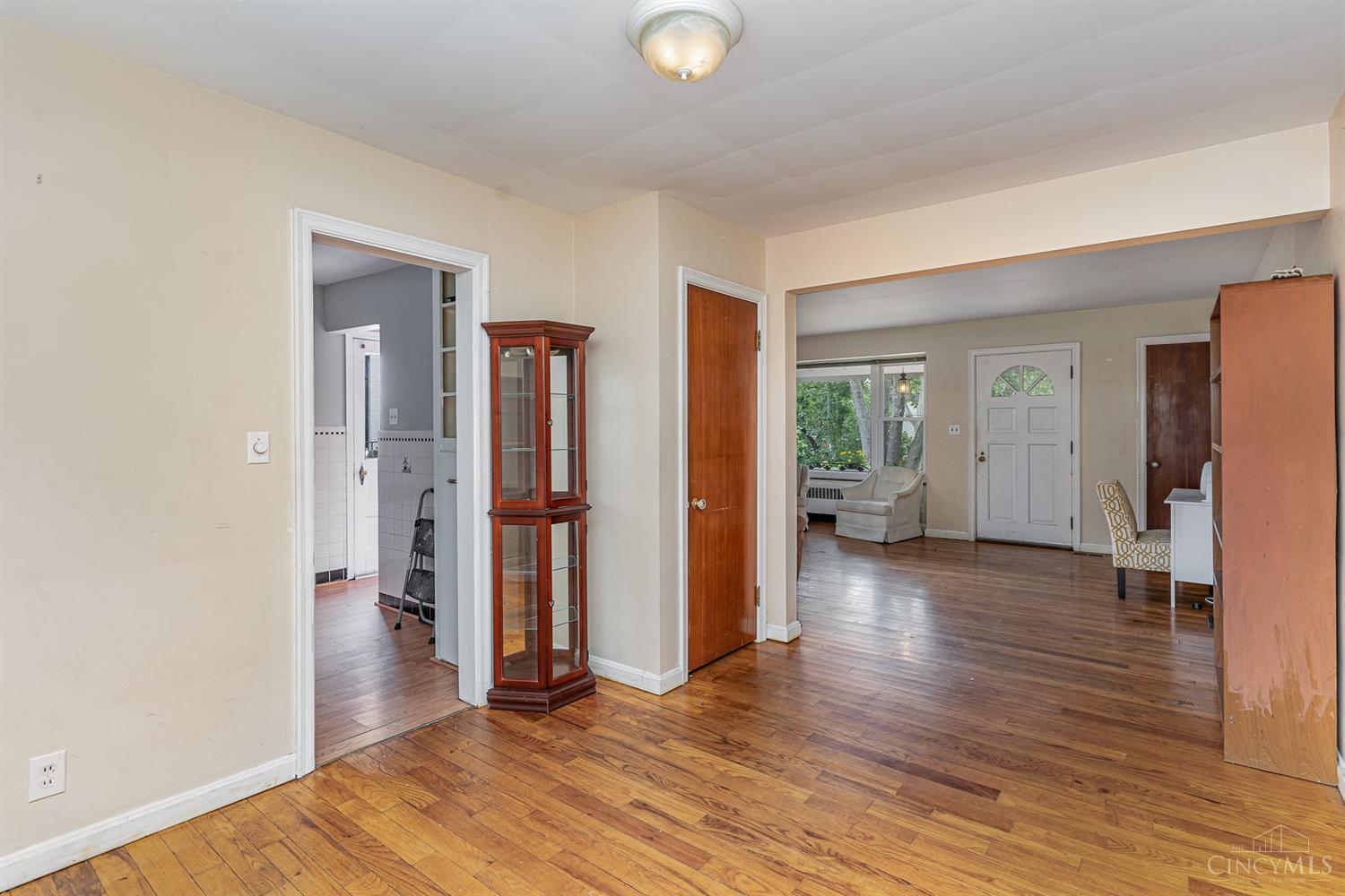 6259 Crestview Place