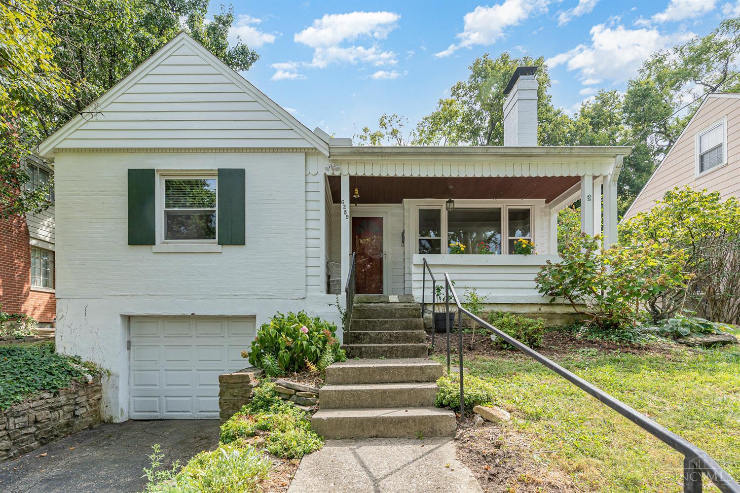 6259 Crestview Place