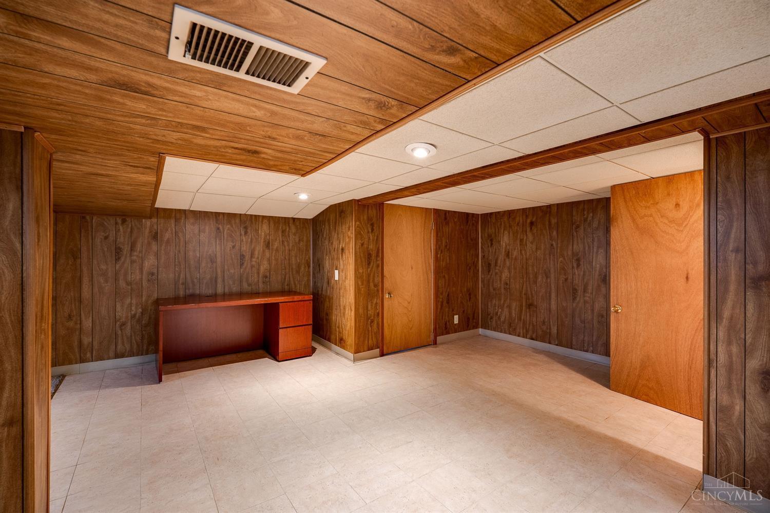 7312 Plainfield Road