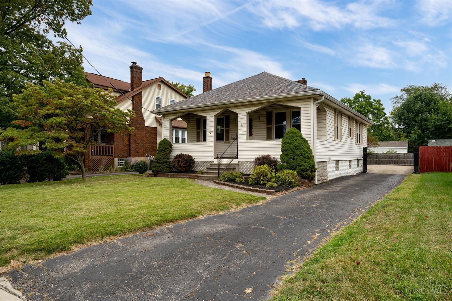 7312 Plainfield Road