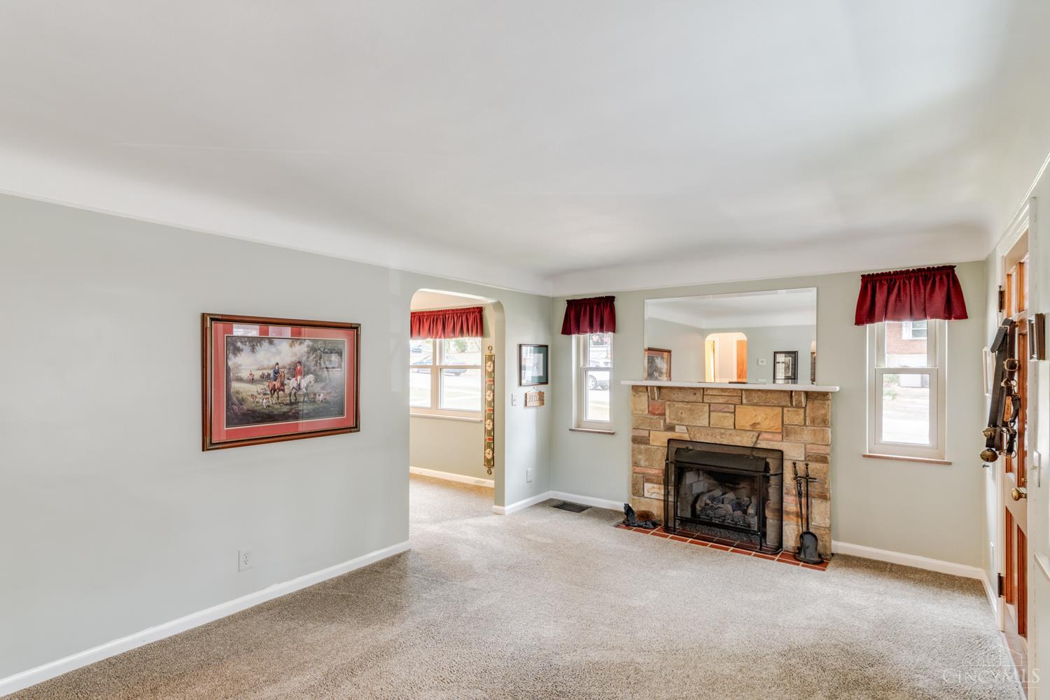 6047 Pawnee Drive