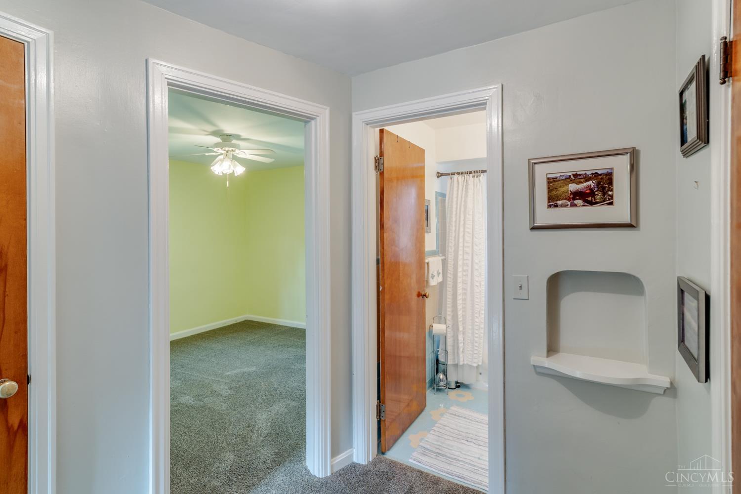 6047 Pawnee Drive