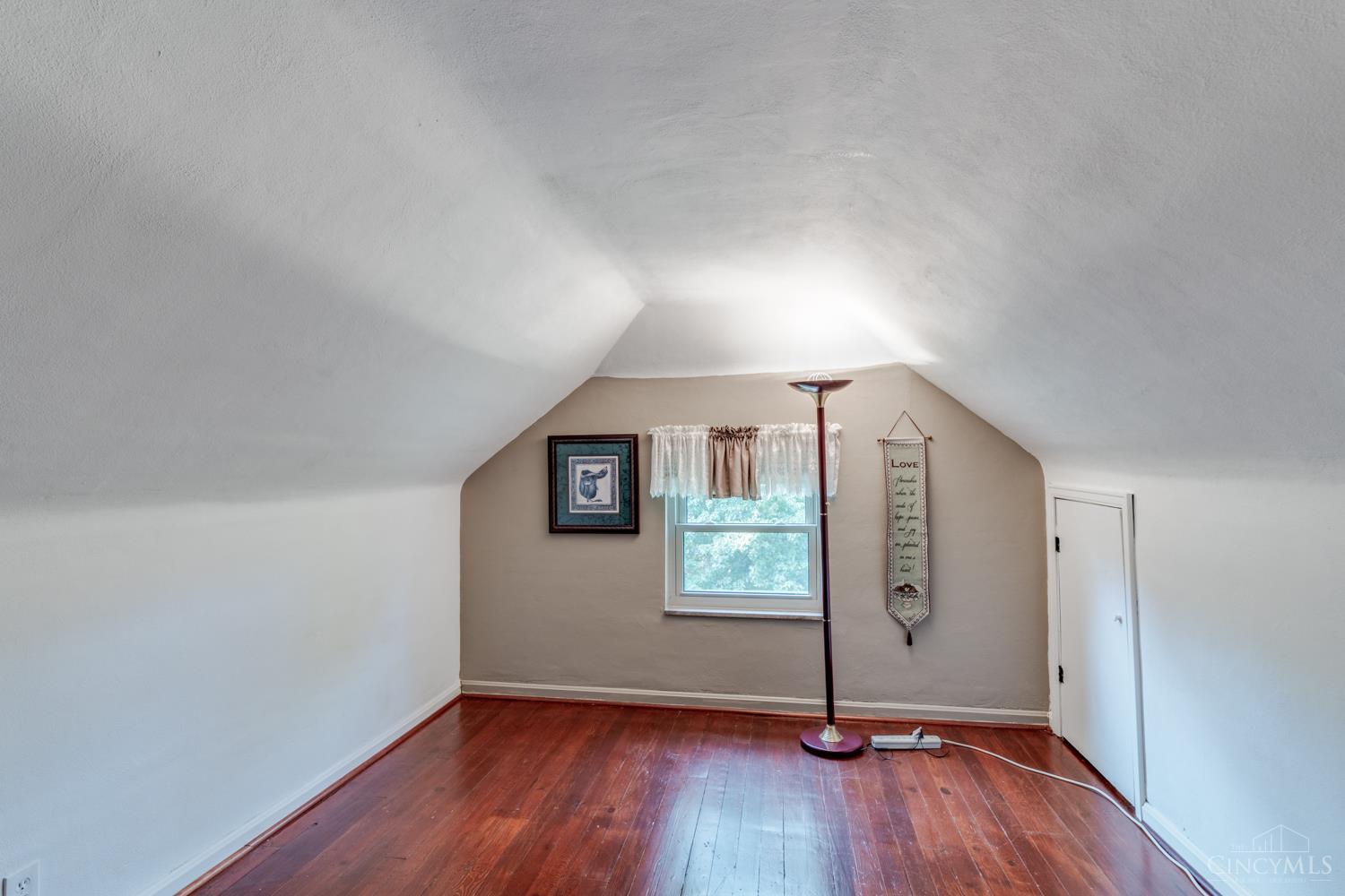 6047 Pawnee Drive