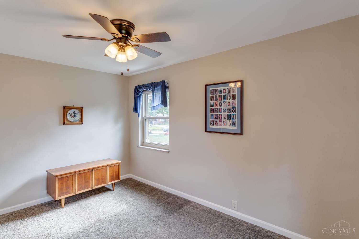 6047 Pawnee Drive