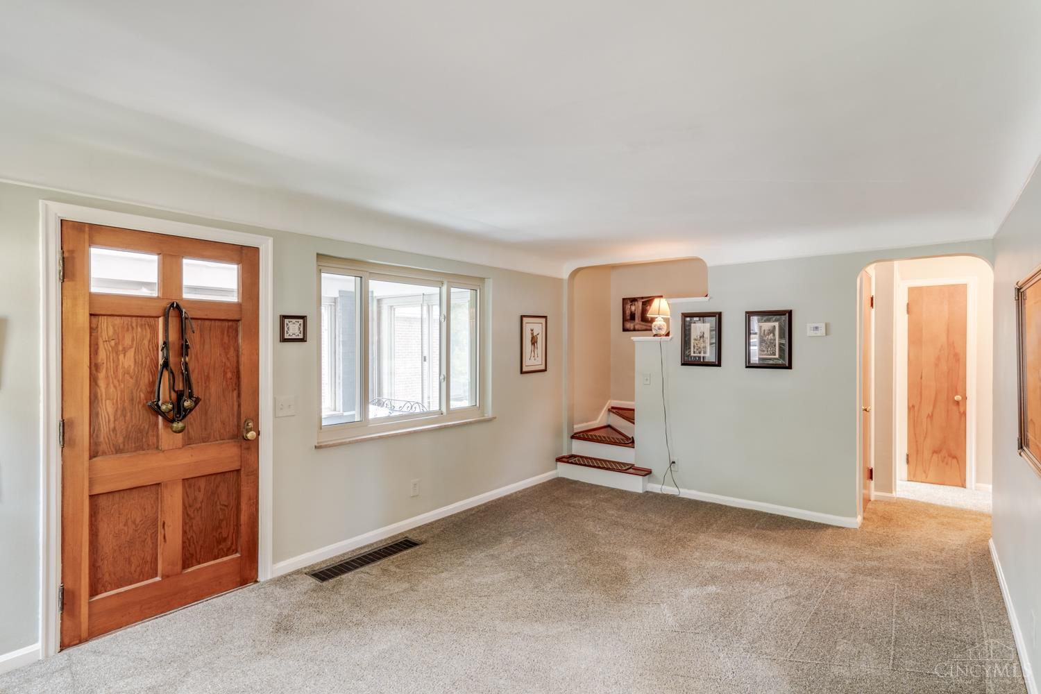 6047 Pawnee Drive