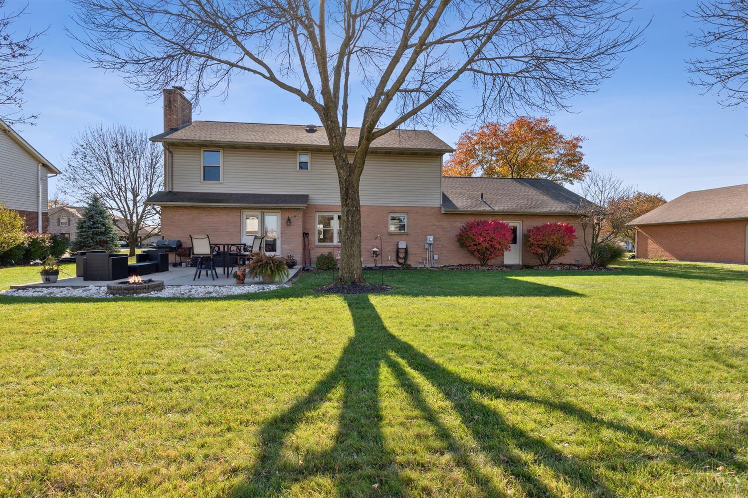 6859 Foxfield Drive