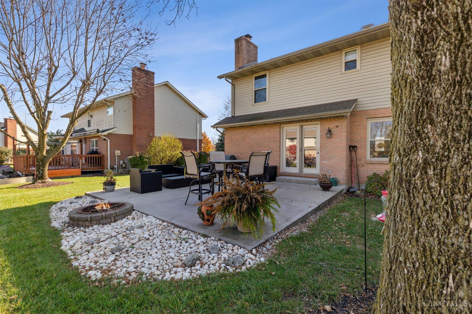 6859 Foxfield Drive