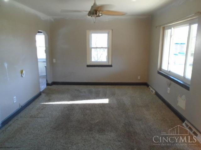 4537 Yates Lane