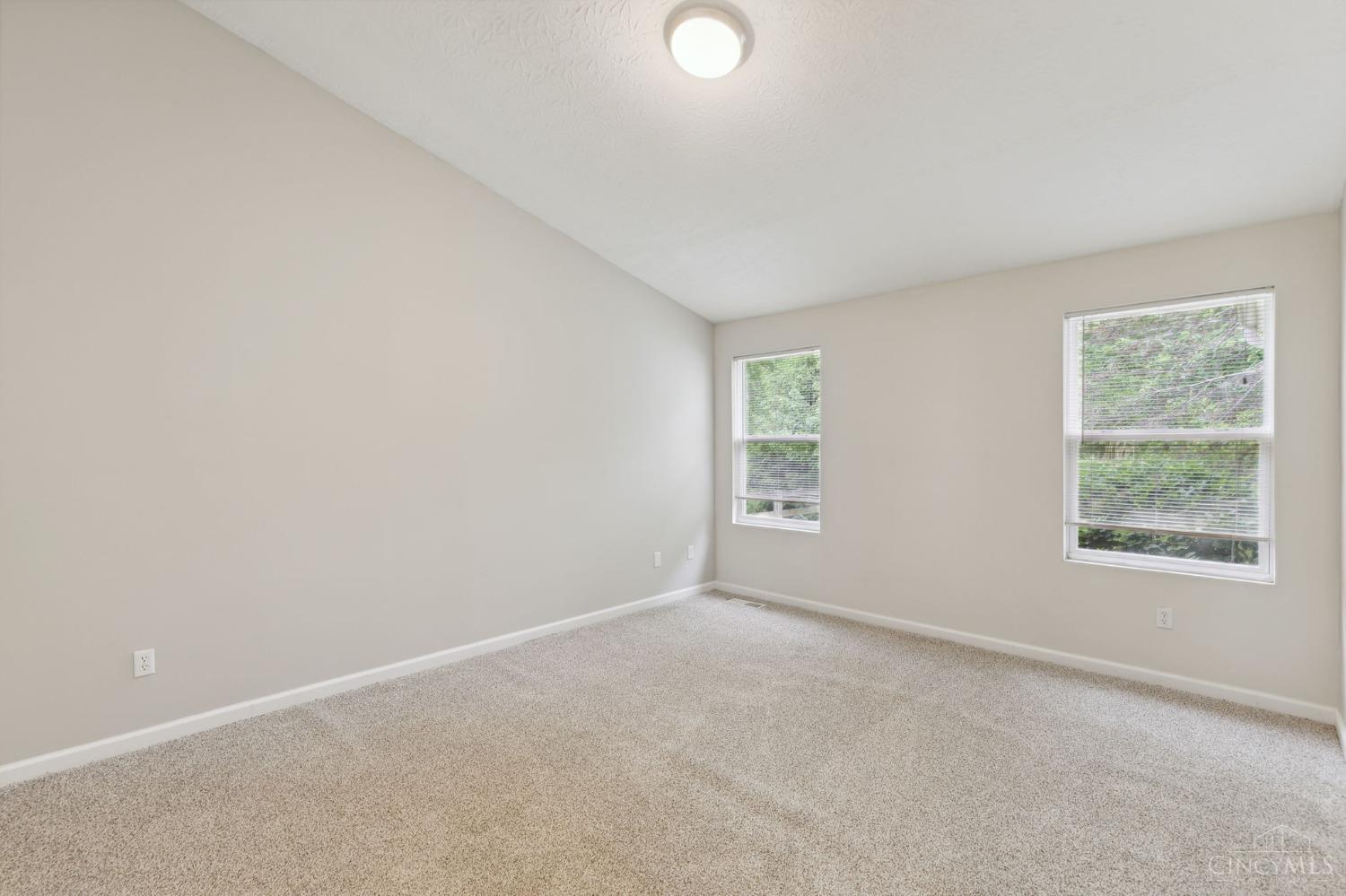 2370 Vista Lake Drive