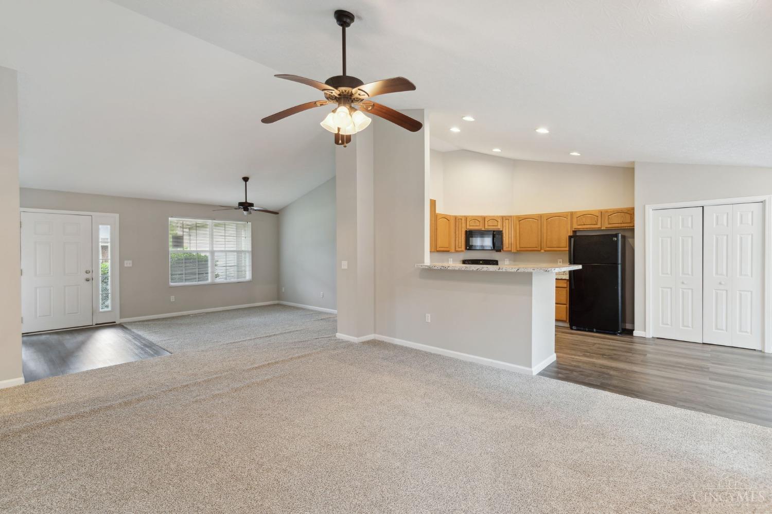 2370 Vista Lake Drive