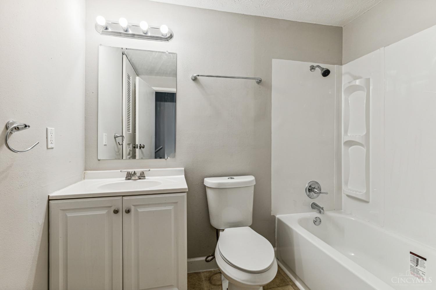 1162 Nature Run Road