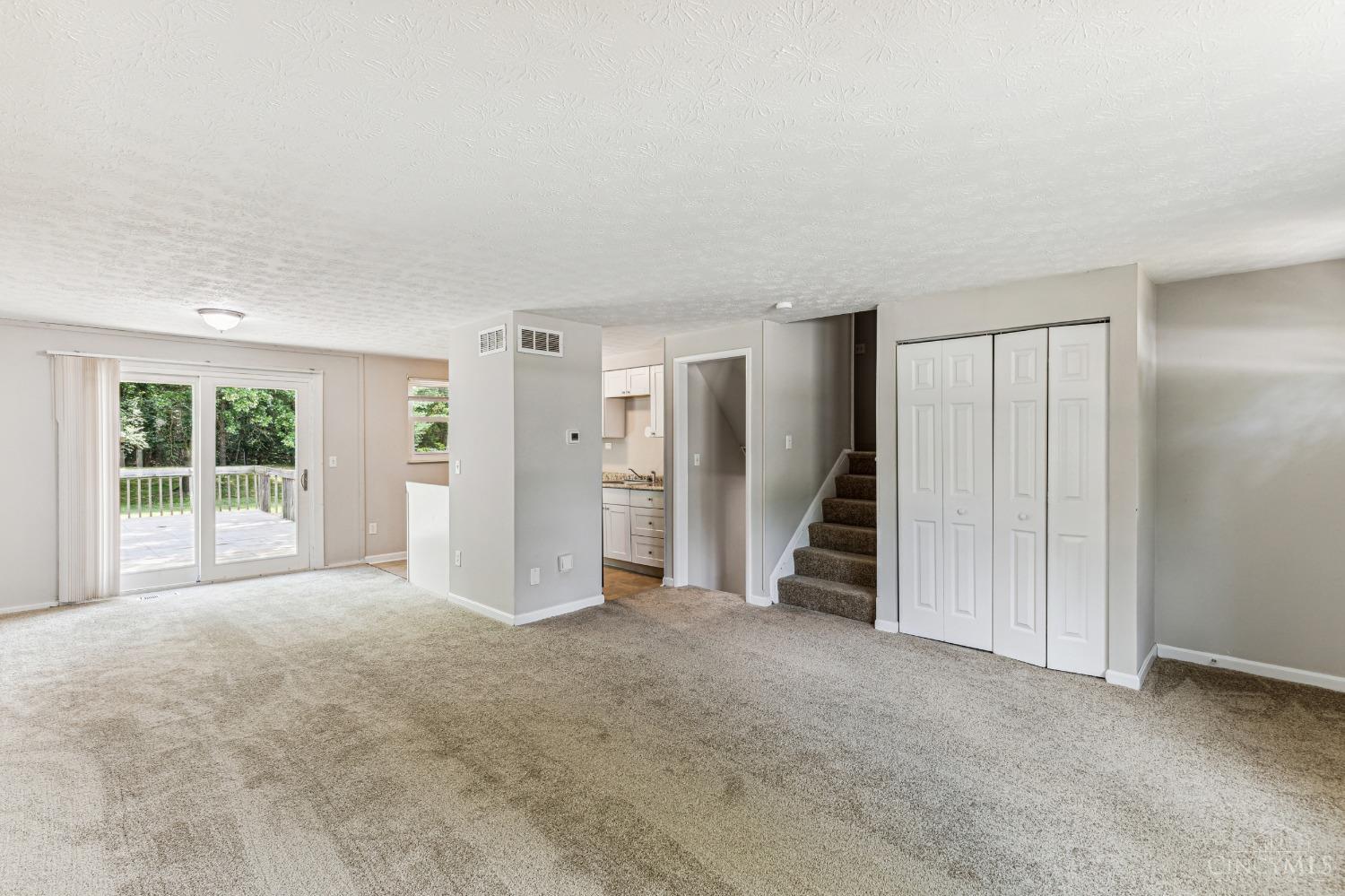 1162 Nature Run Road