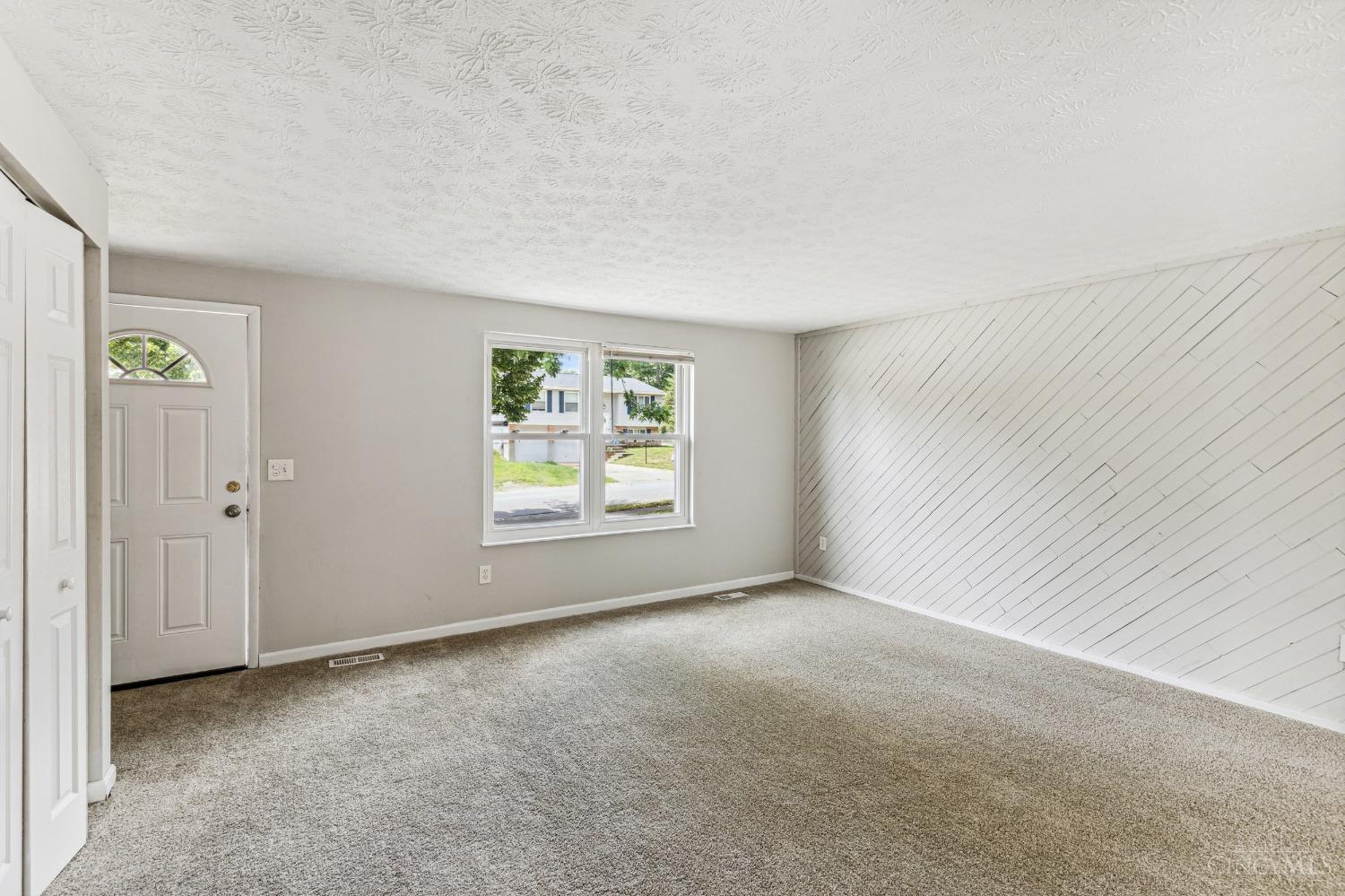 1162 Nature Run Road