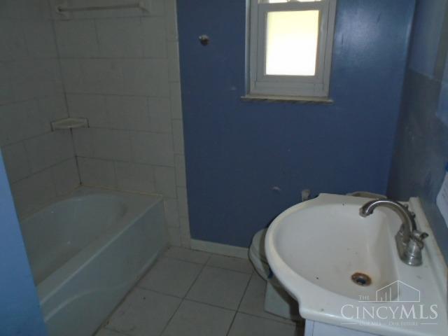 1016 Glen Este Lane
