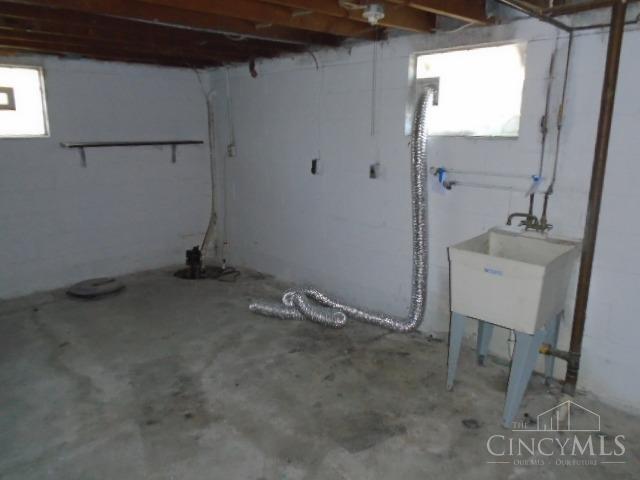 1016 Glen Este Lane
