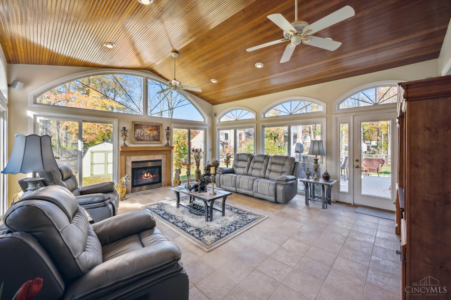 3737 Chestnut Way