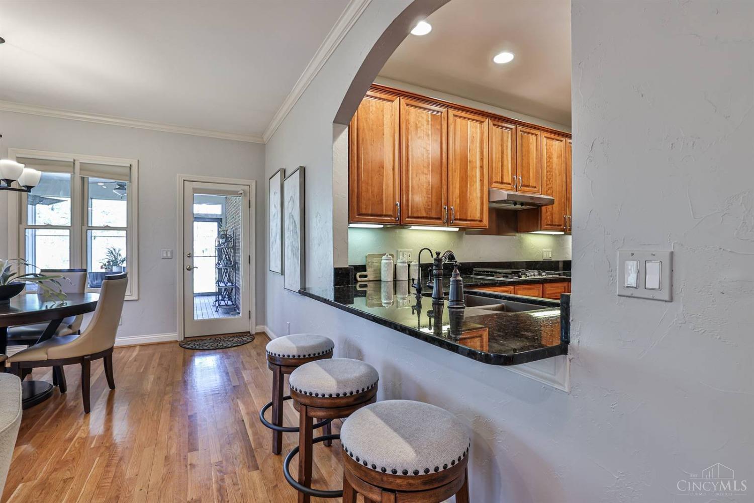 10647 Deerfield Road