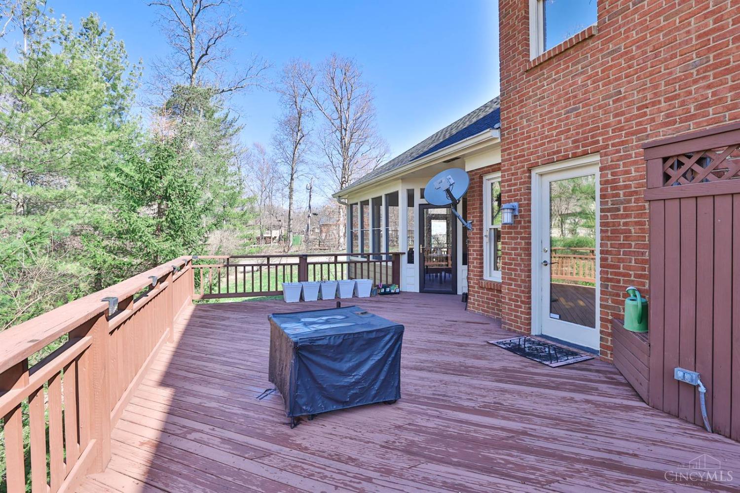10647 Deerfield Road