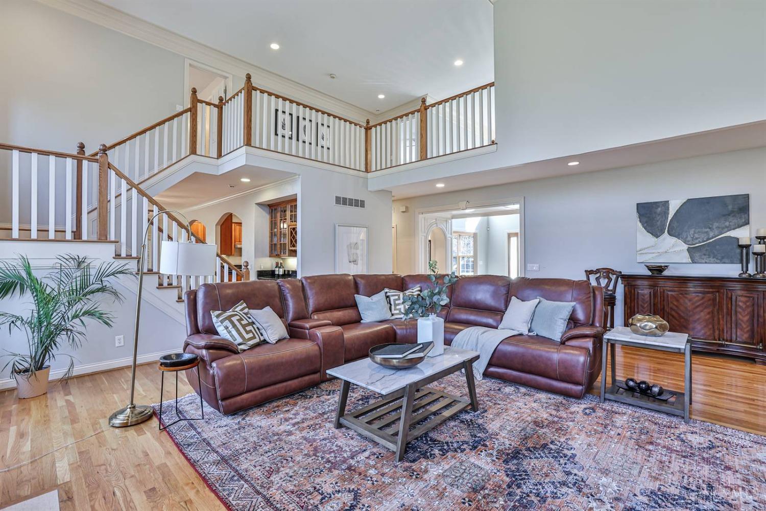 10647 Deerfield Road