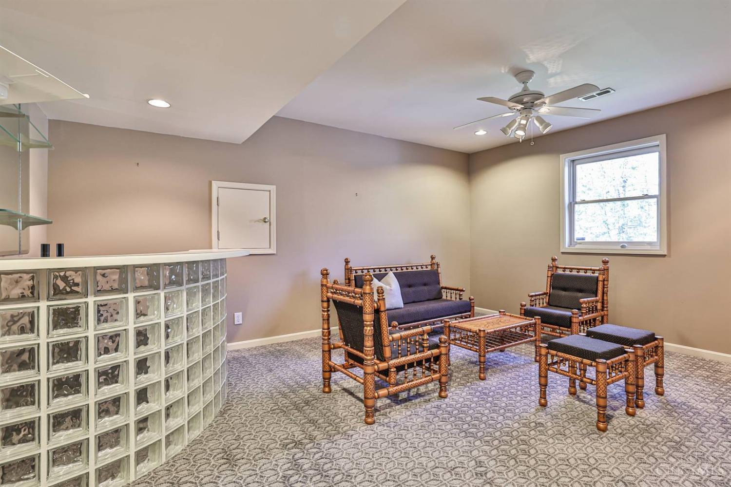 10647 Deerfield Road