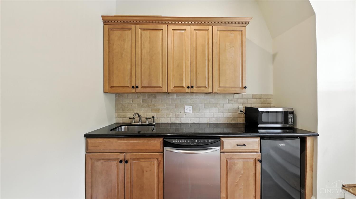 1770 E McMillan Street