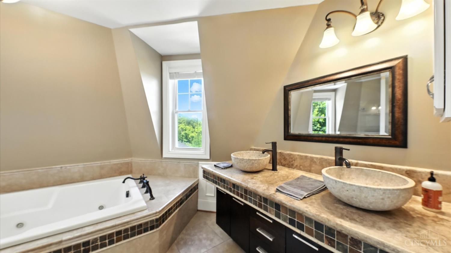 1770 E McMillan Street