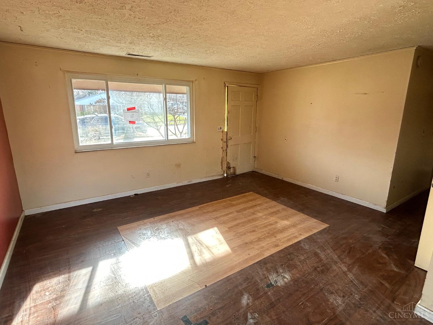 287 Shaker Court