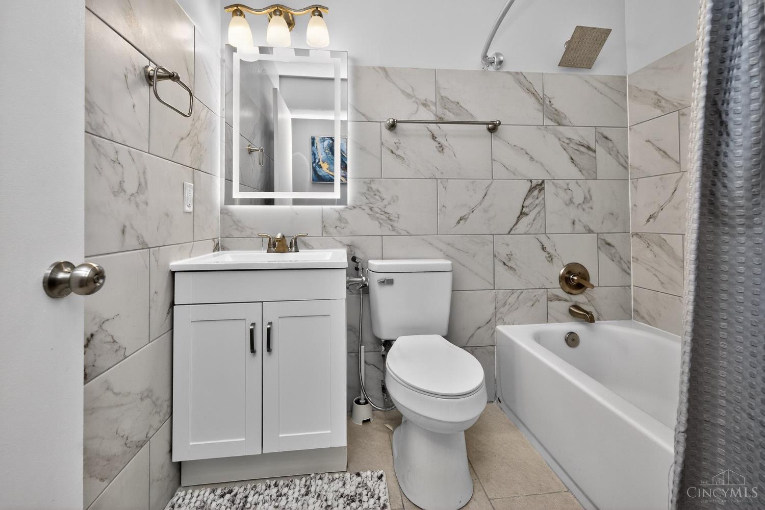 6628 Tulip Lane