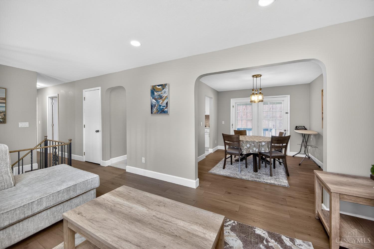 6628 Tulip Lane