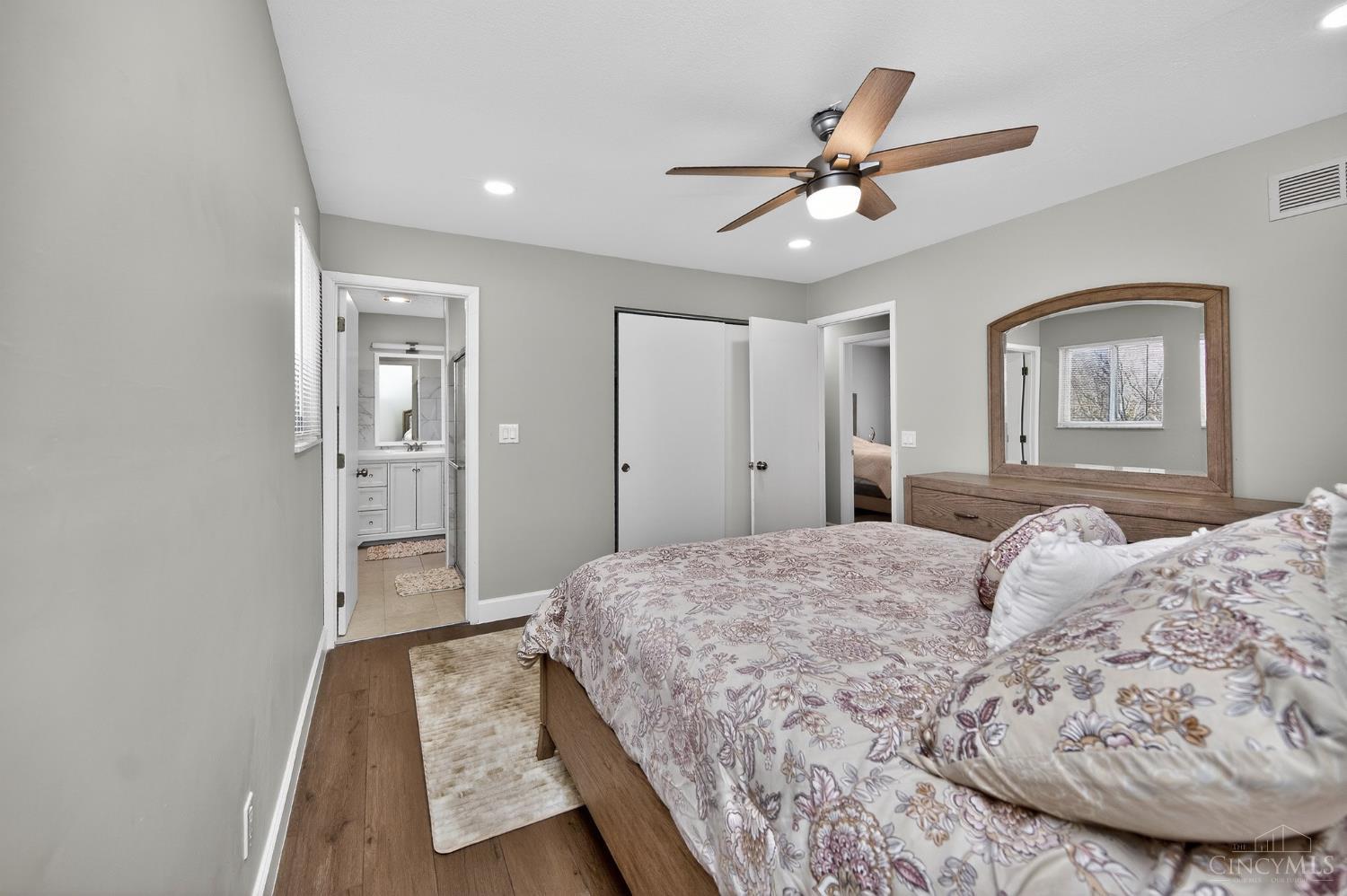 6628 Tulip Lane