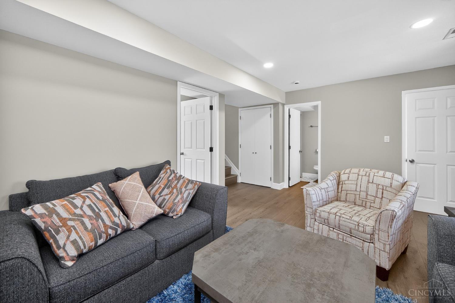 6628 Tulip Lane