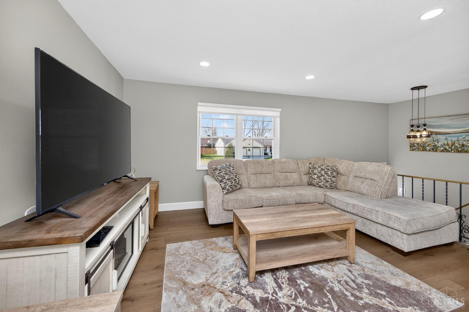 6628 Tulip Lane