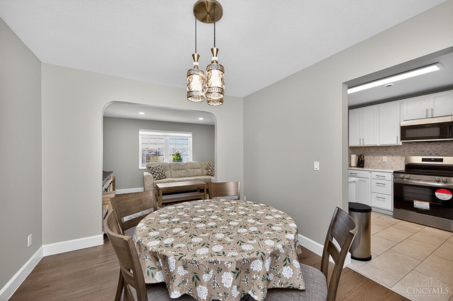 6628 Tulip Lane