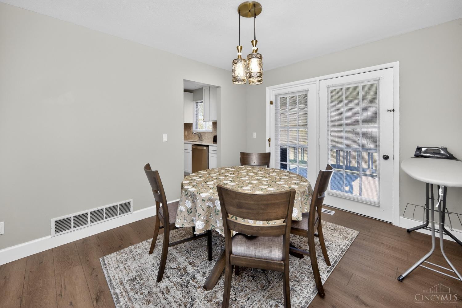 6628 Tulip Lane