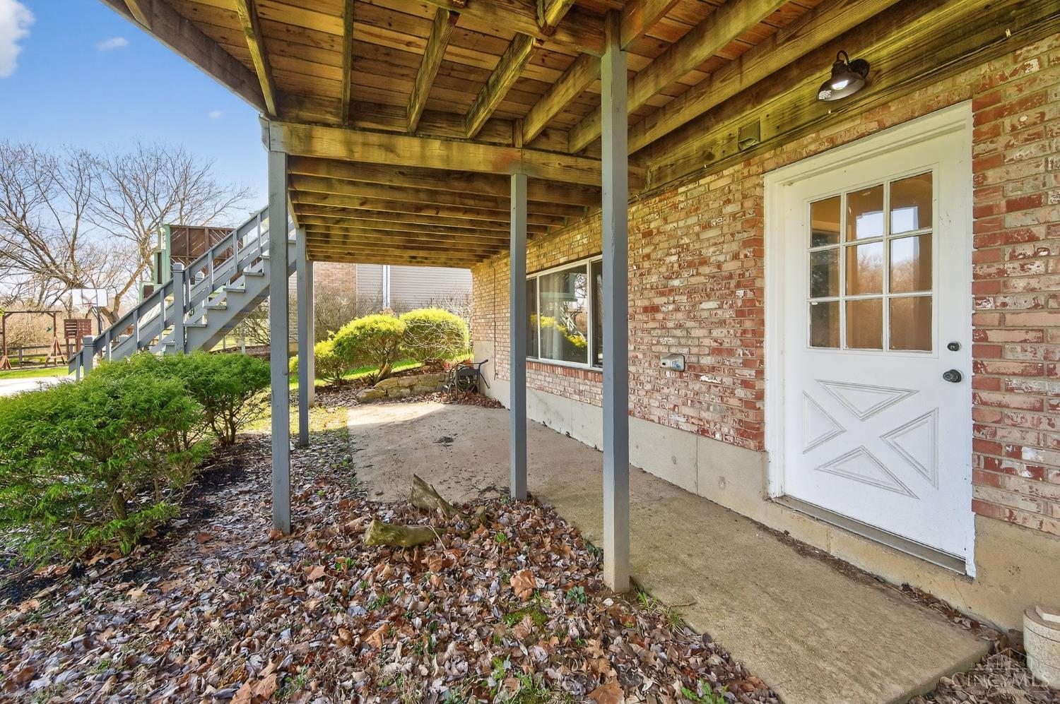 6628 Tulip Lane