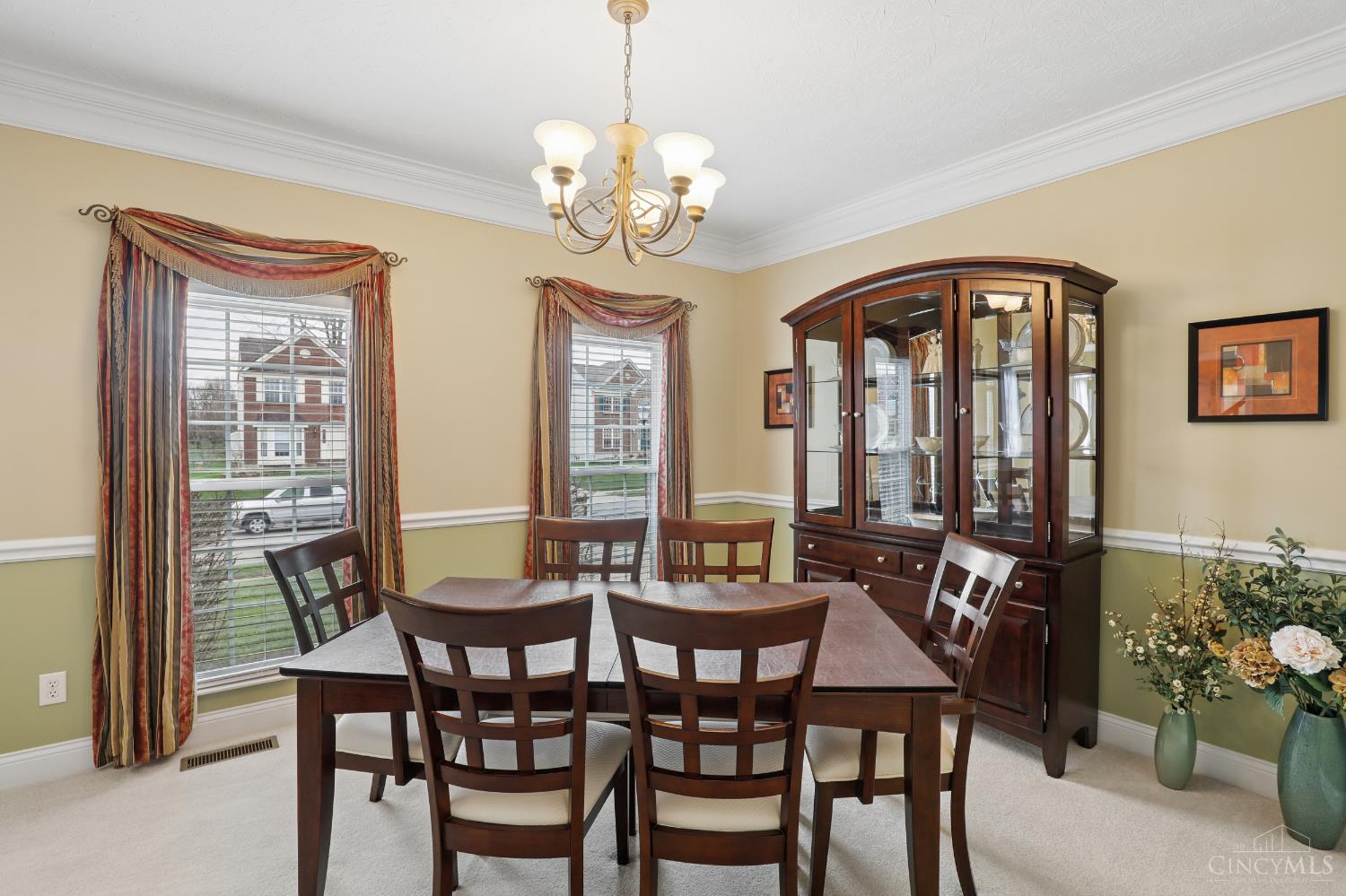 6066 Glen View