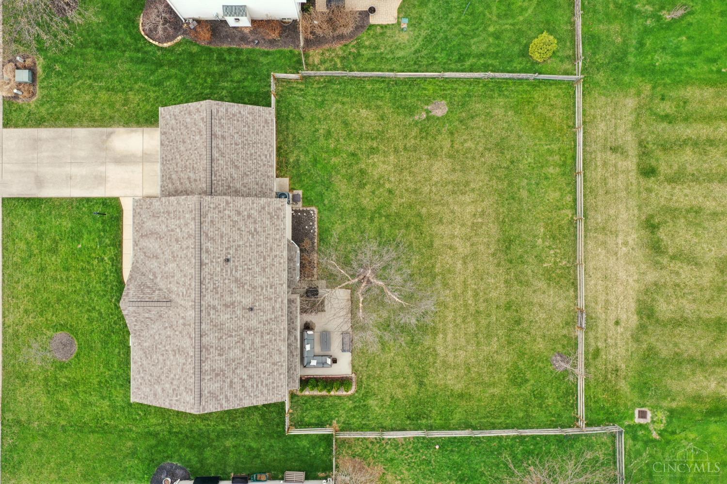 6066 Glen View