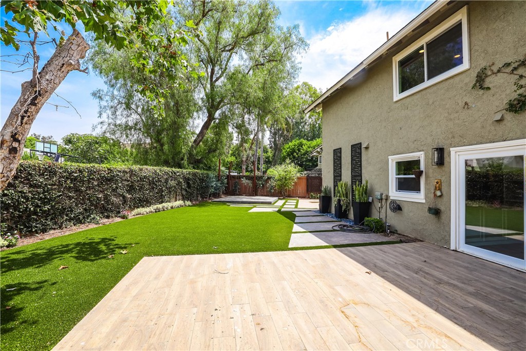 1666 N Dressage Street