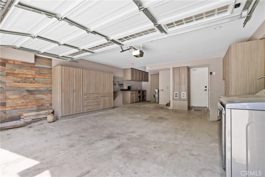 1666 N Dressage Street