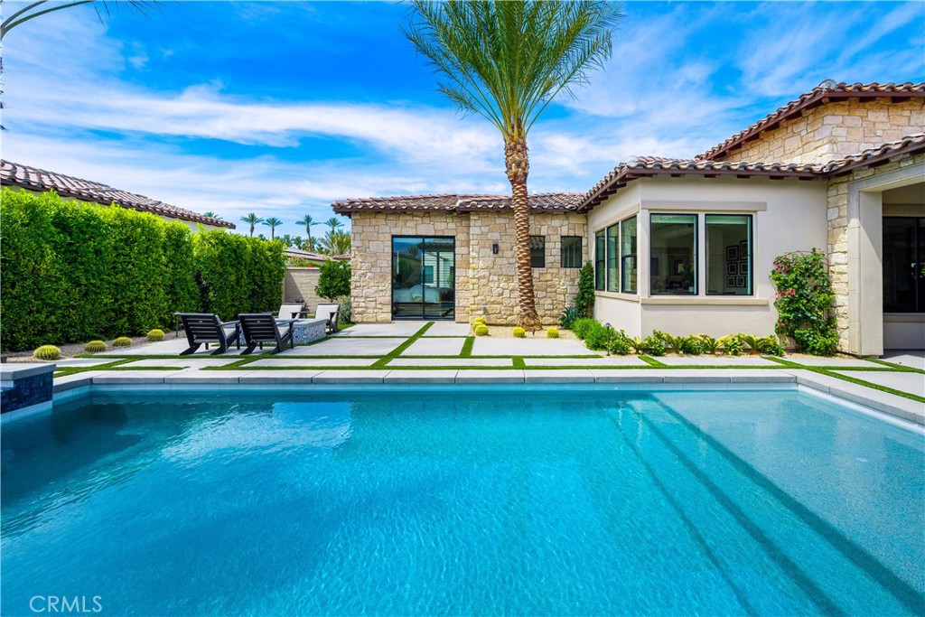 75145 Promontory Place