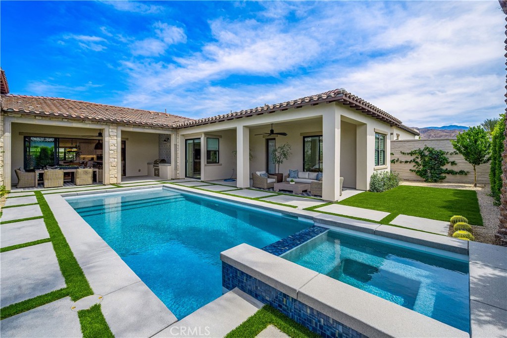 75145 Promontory Place