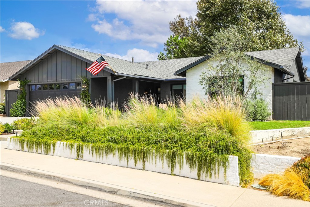 24072 Oro Grande Lane