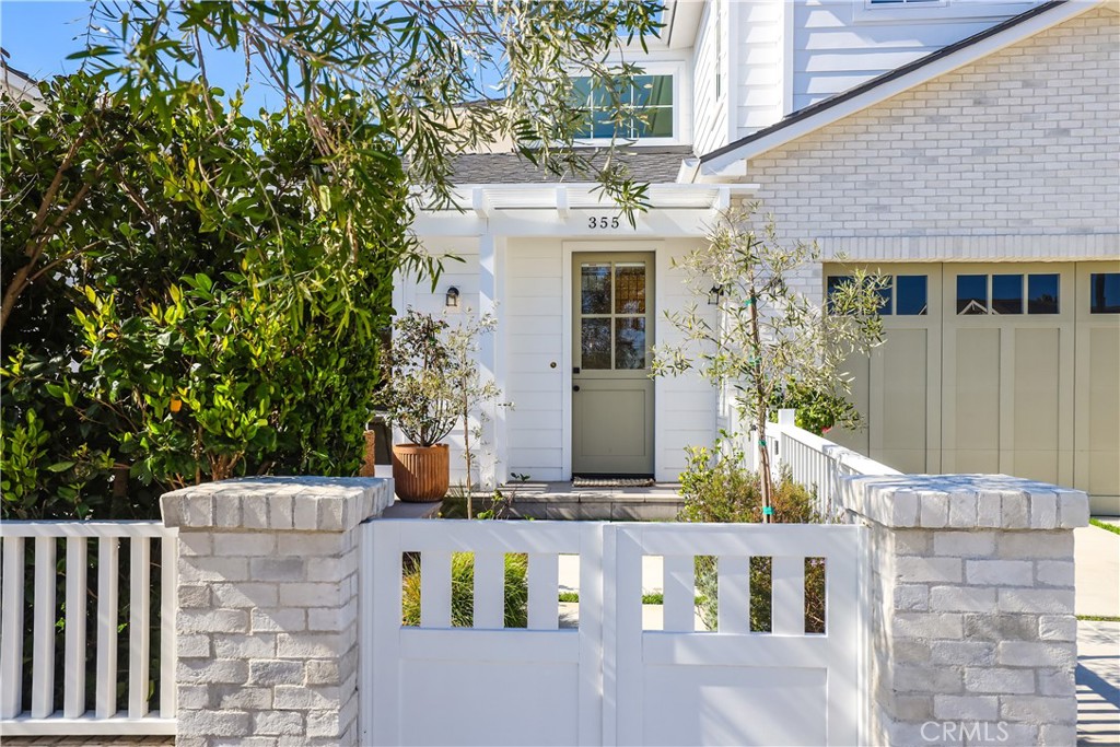 355 Rochester Street